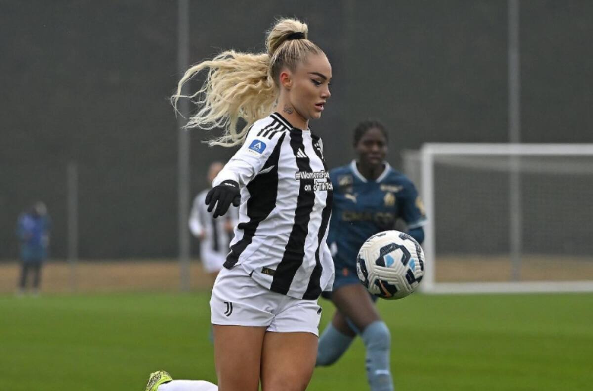 Alisha Lehmann palpita el inicio del verano con atrevida sesión en bikini