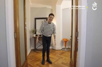 Con figuras tamaño real de Chayanne y Luis Miguel: Así es el departamento de Alonso Quintero