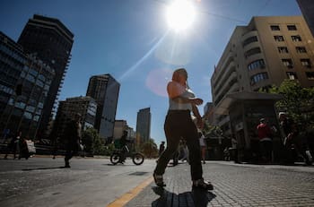 Incluyendo la Región Metropolitana: DMC en alerta por altas temperaturas y máximas extremas en seis regiones de Chile