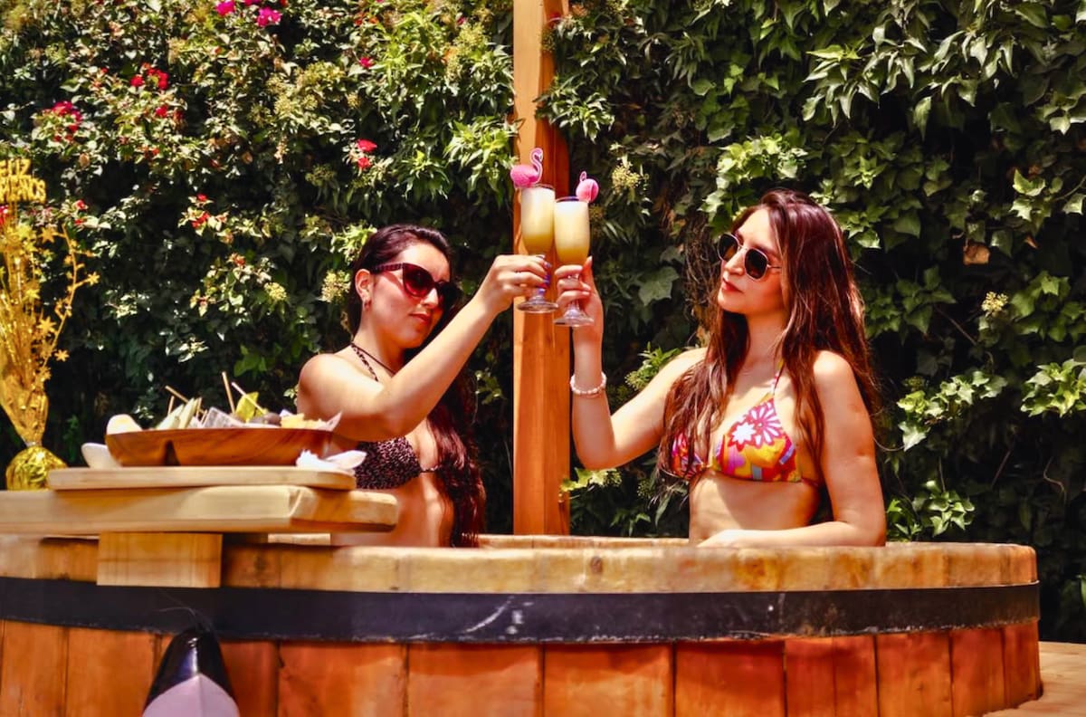 Adiós al frío en la capital: el spa en Santiago que ofrece tinajas de agua caliente y sauna en un entorno exclusivo