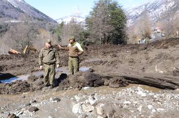 VIDEO | El desolador estado en que quedó zona donde aluvión cobró la vida de matrimonio tras arrasar con su casa