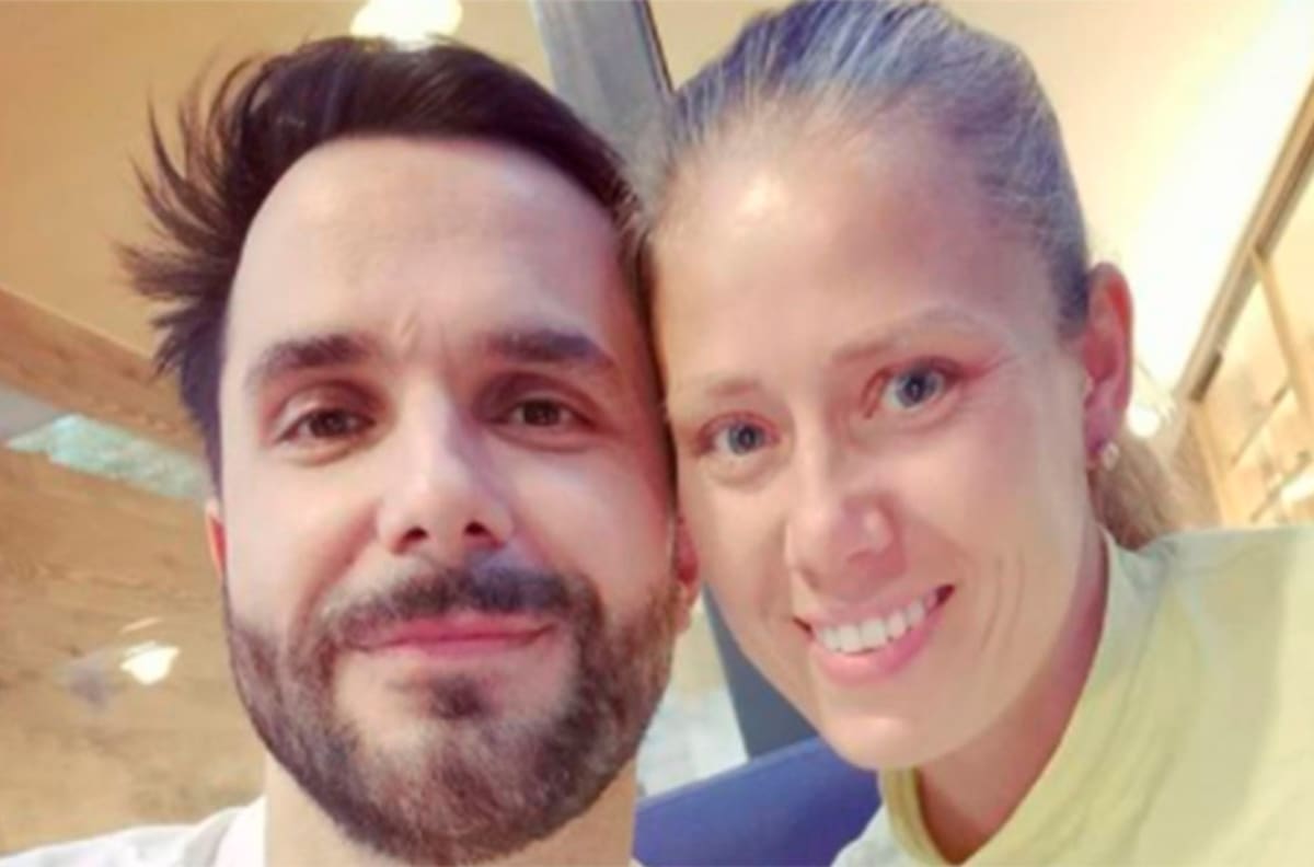 “Ella es de otro planeta”: El romántico mensaje que Álvaro Ballero le dedicó a su esposa