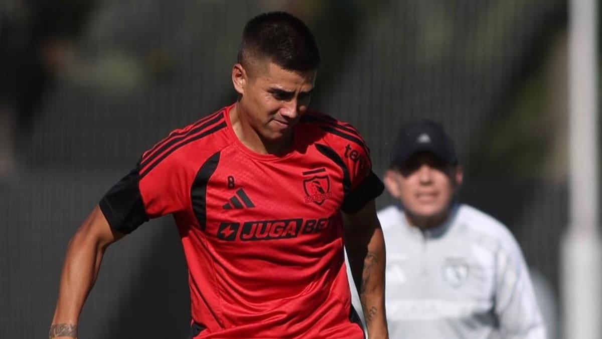 Con una sola duda: las dos formaciones que ensayó Colo Colo para el Superclásico contra la U