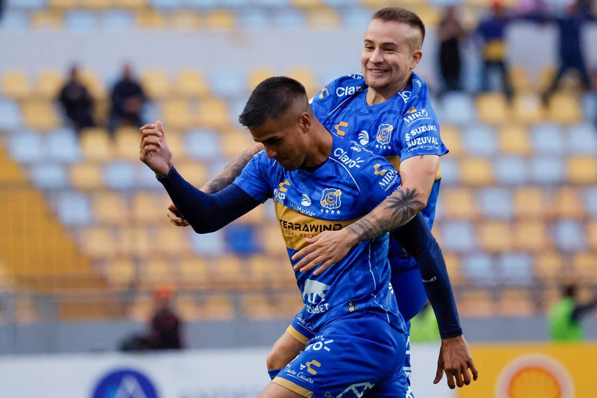El volante de Everton es opción para el mediocampo de Colo Colo. Foto: Agencia Aton.