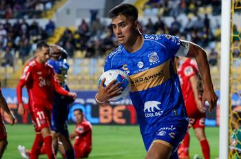 El día en que Álvaro Madrid estuvo cerca de fichar en U. de Chile y un millonario motivo lo frenó