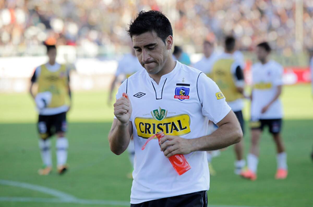 Figura del Colo Colo de Borghi sufrió violento asalto: “Gracias a Dios estamos bien”