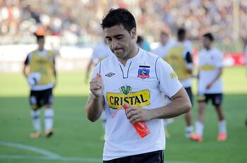 Figura del Colo Colo de Borghi sufrió violento asalto: “Gracias a Dios estamos bien”