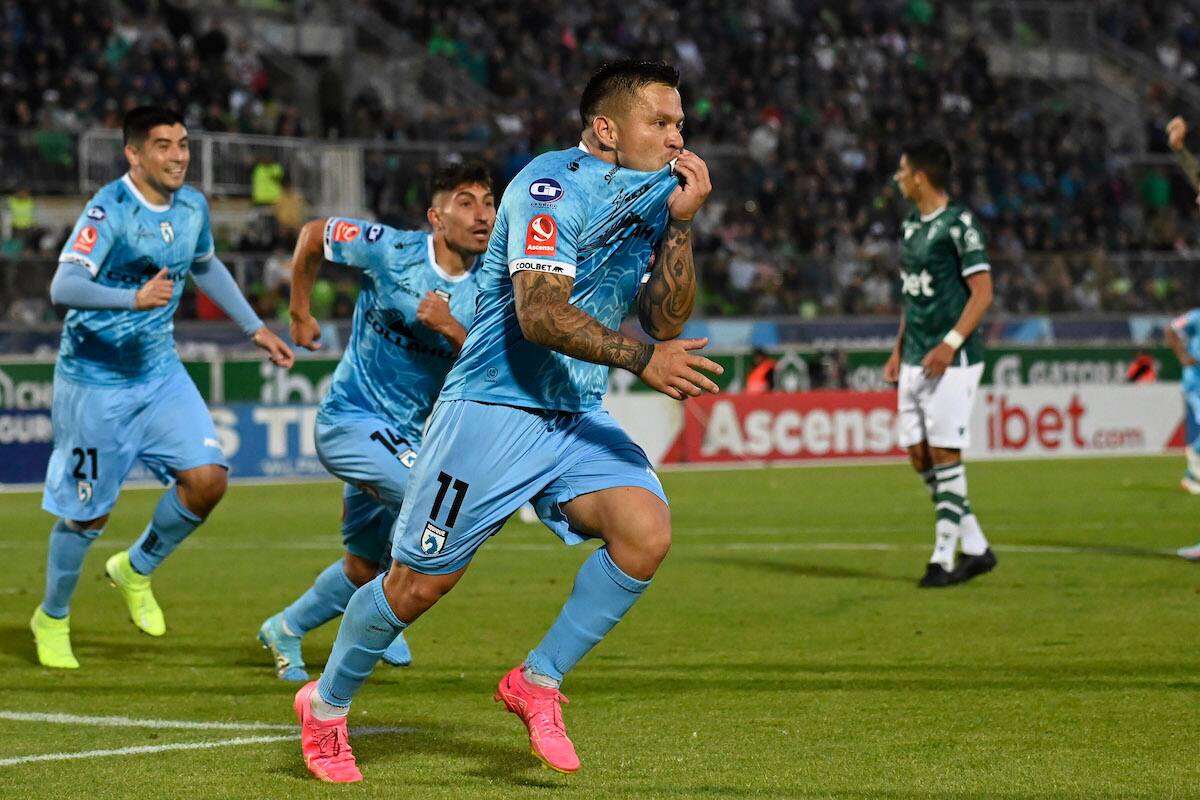 Álvaro Ramos iguala el registro de Manuel Villalobos.
