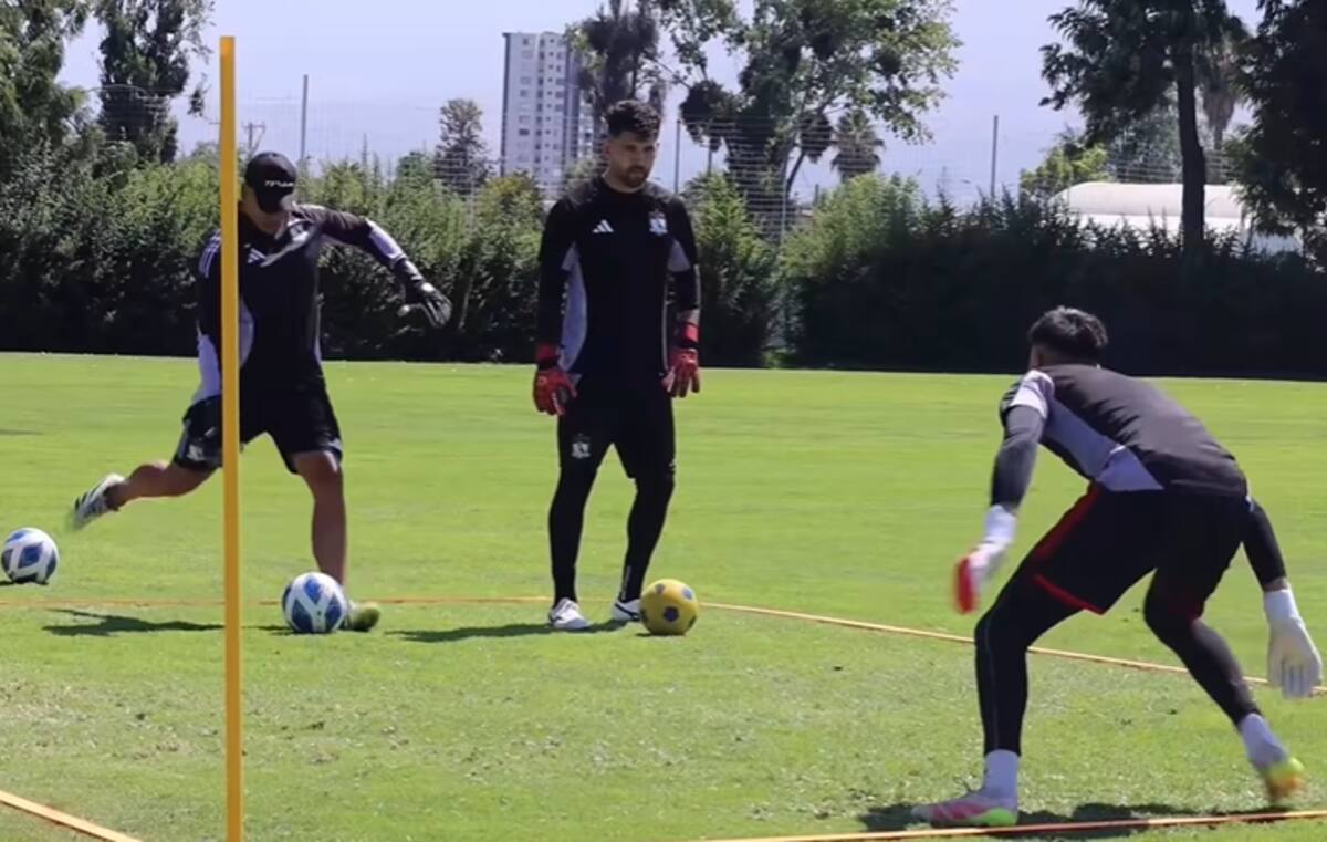 El arquero entrena con la categoría Sub 20 mientras busca club para 2026