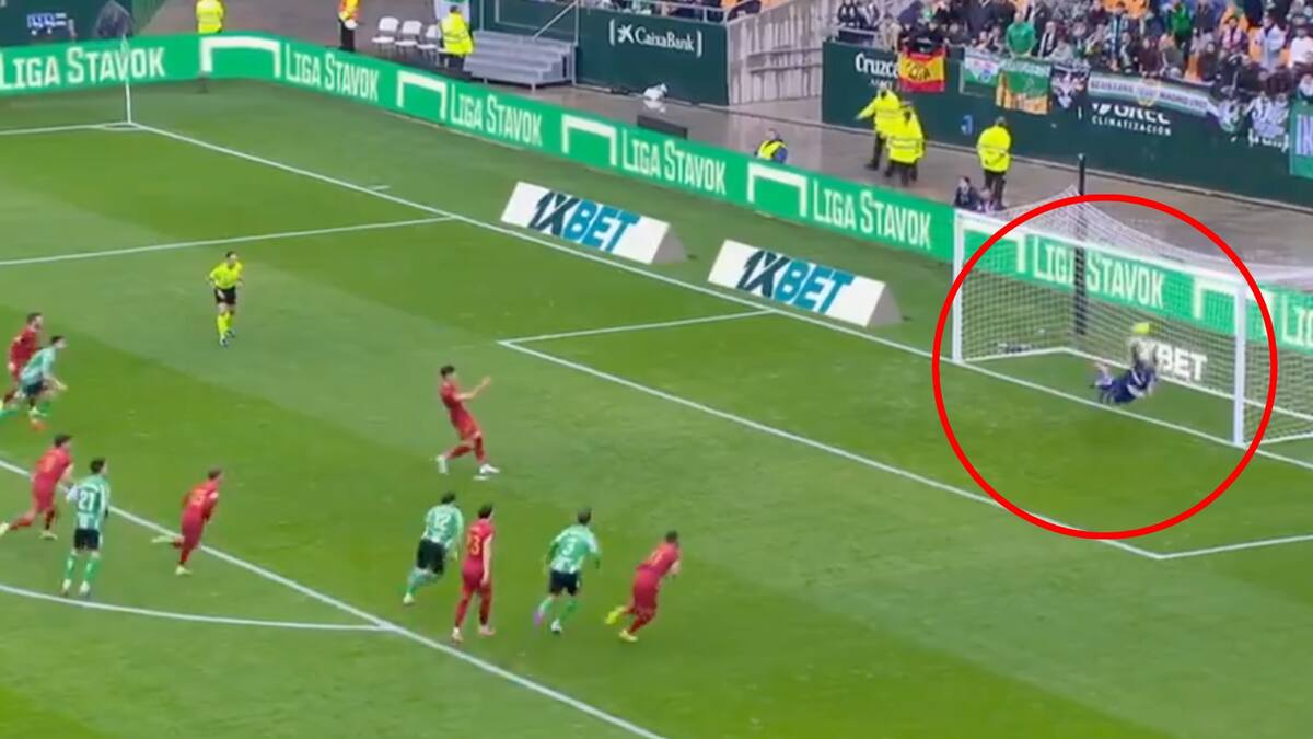 VIDEO | El tremendo penal atajado de Álvaro Valles que salvó al Betis de Manuel Pellegrini