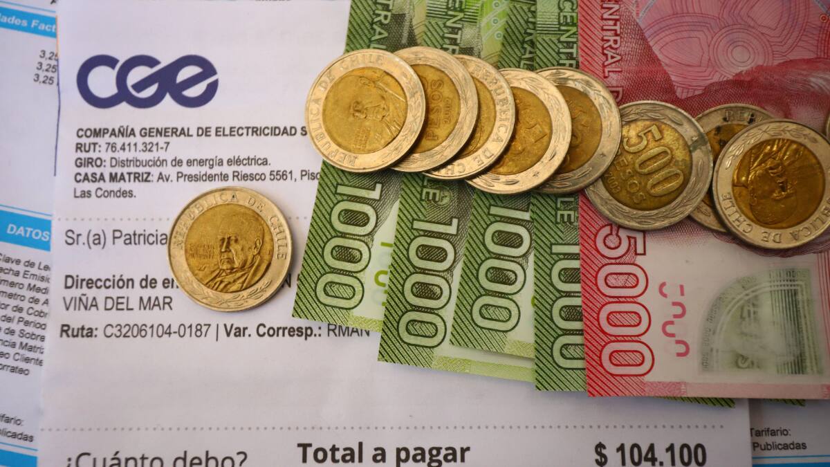 Vuelve a subir el precio de las cuentas de la luz: ¿Cuánto más habrá que pagar?