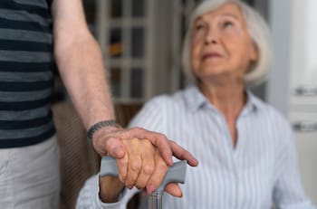 ¿Cómo cuidar la memoria en la vejez?: así puedes diferenciar un olvido normal de los signos de Alzheimer