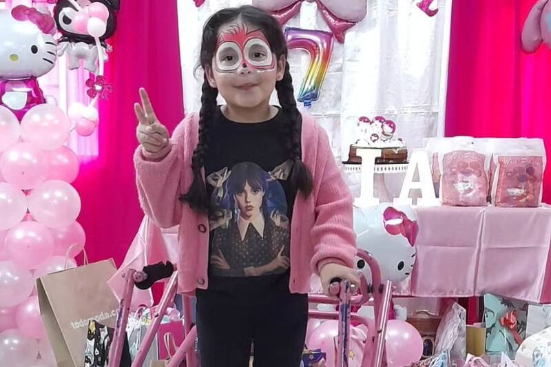 Amanda Meléndez celebrando sus 7 años de edad.