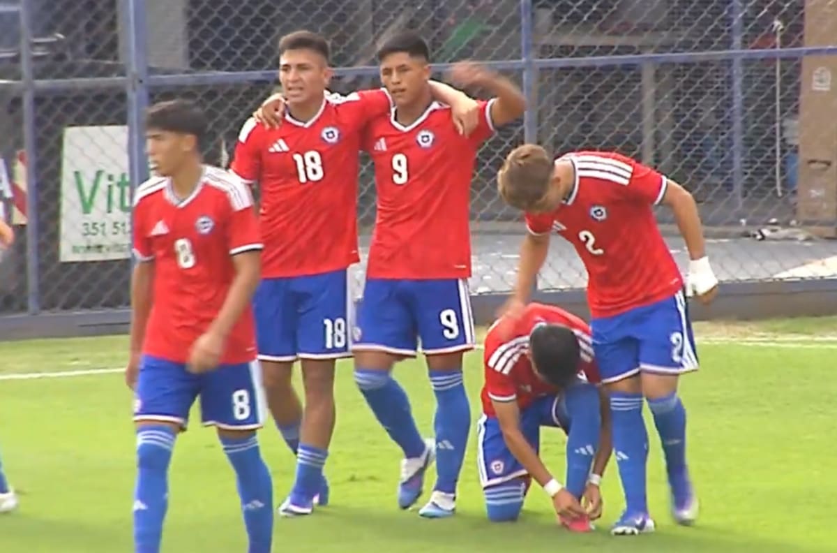 VIDEO | Tiki Taka y cabezazo infernal: el gol de Amaro Pérez, la joya de la UC, en triunfo de Chile ante Argentina