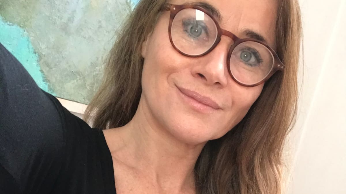 Amaya Forch relata su cruda experiencia de violación en una sentida carta y apunta contra el proyecto “Escucha su corazón”