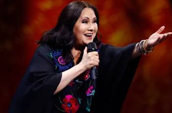 Ana Gabriel sufrió grave complicación respiratoria durante concierto en México