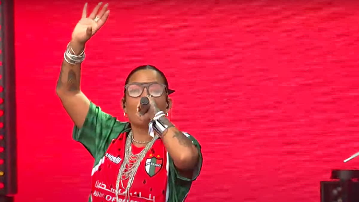 “Las convicciones se llevan hasta la tumba”: El gesto simbólico de Ana Tijoux durante su show en el Festival REC 2025