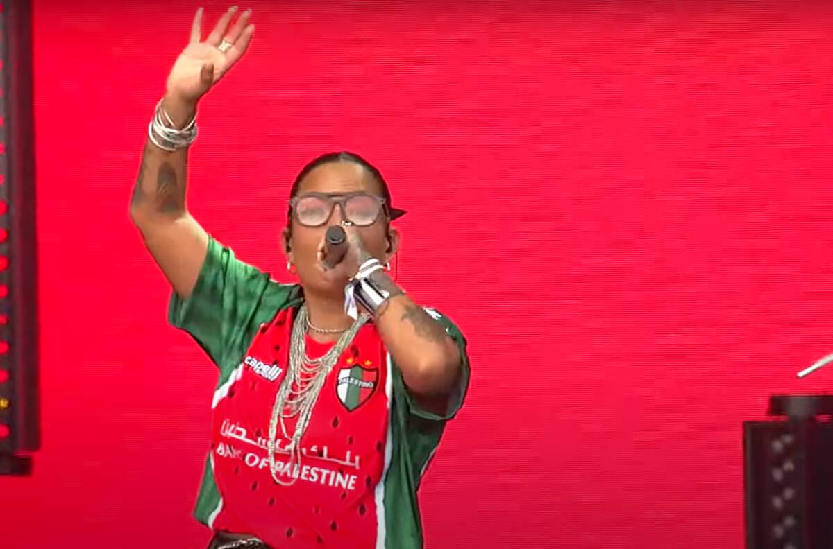 “Las convicciones se llevan hasta la tumba”: El gesto simbólico de Ana Tijoux durante su show en el Festival REC 2025