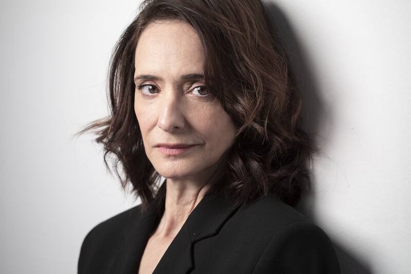 actúa en "Mano de Hierro" de Netflix.