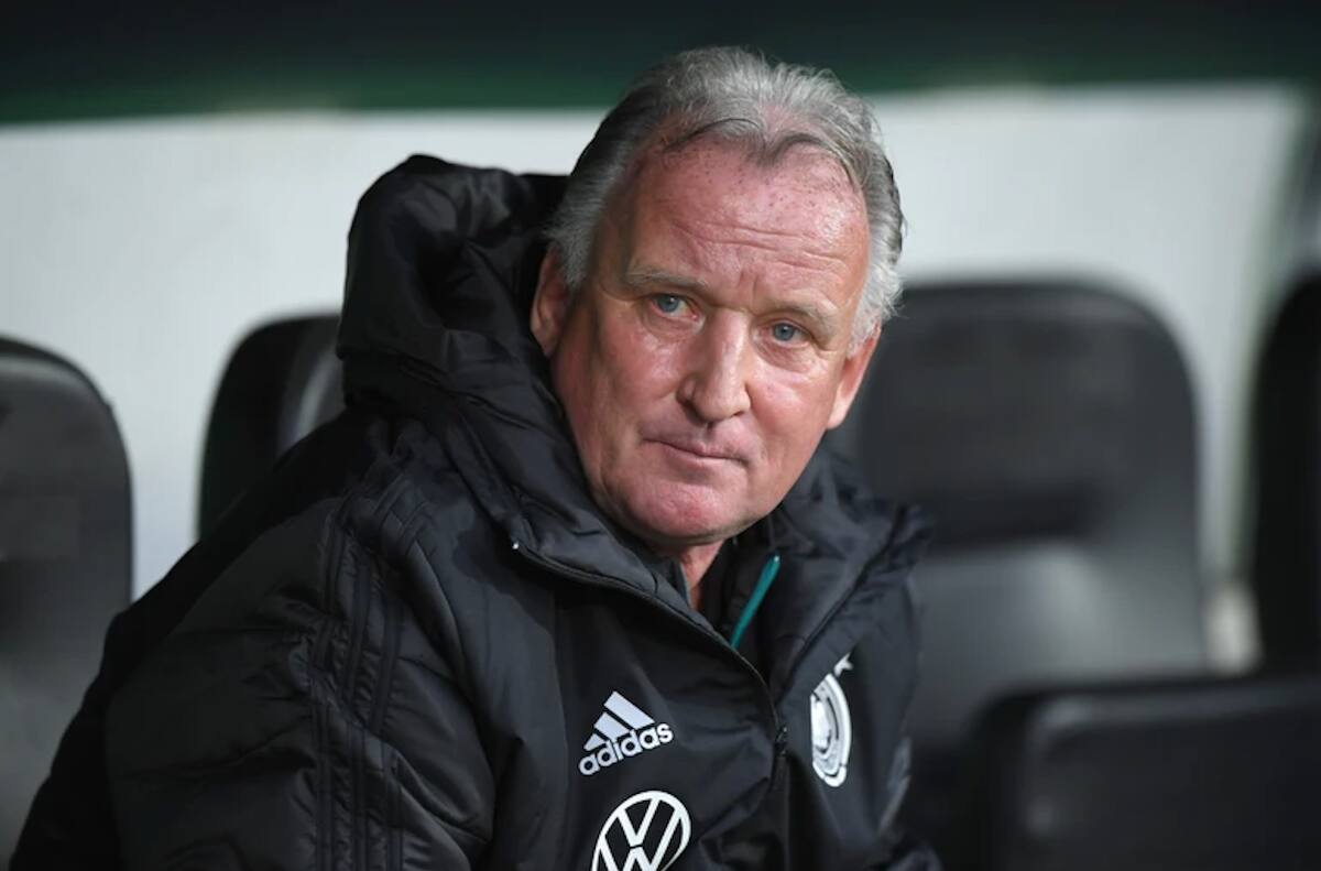 Tras dejar su carrera como futbolista en 1998, Andreas Brehme también fue entrenador.