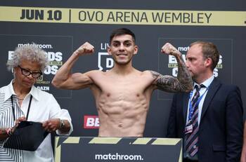 Andrés Campos da el peso y va por una victoria histórica frente a Sunny Edwards