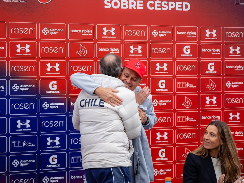 El presidente de la Federación Chilena de Hockey sobre Césped apuesta fuerte por el desarrollo de la disciplina en nuestro país.