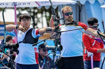 El Team Chile ya debutó en París 2024: Andrés Gallardo quedó 57 en el tiro con arco