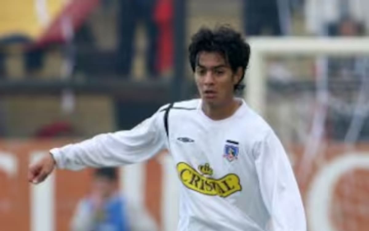 El ex central colombiano en su paso por Colo-Colo