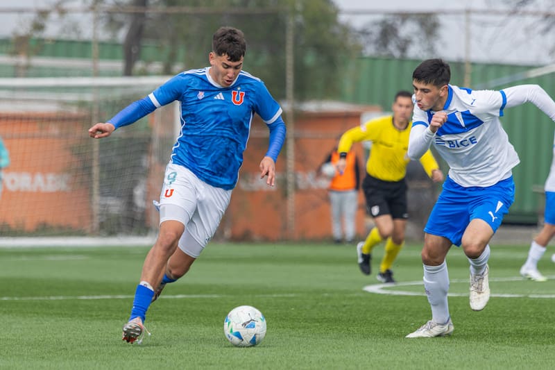 delantero de Universidad de Chile Proyección. Foto: Felipe Escobedo