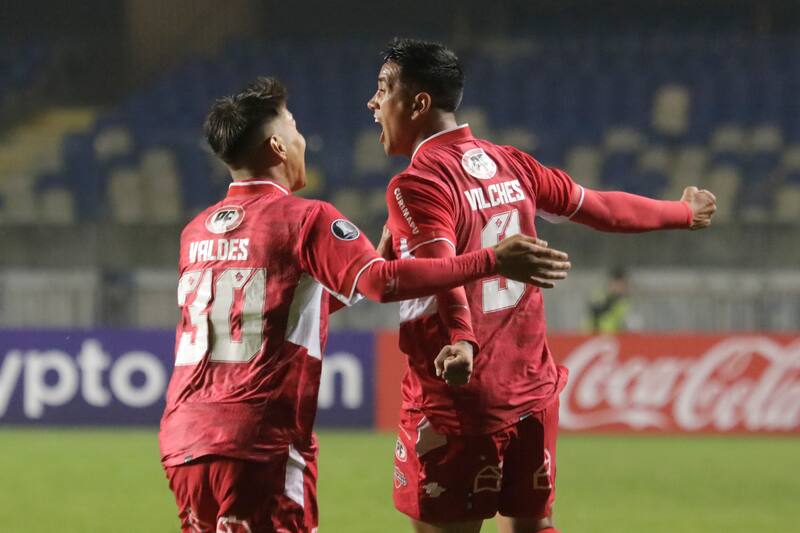 Andrés Vilches marcó el tanto decisivo del primer triunfo de Ñublense en la Copa Libertadores (Foto: Aton)