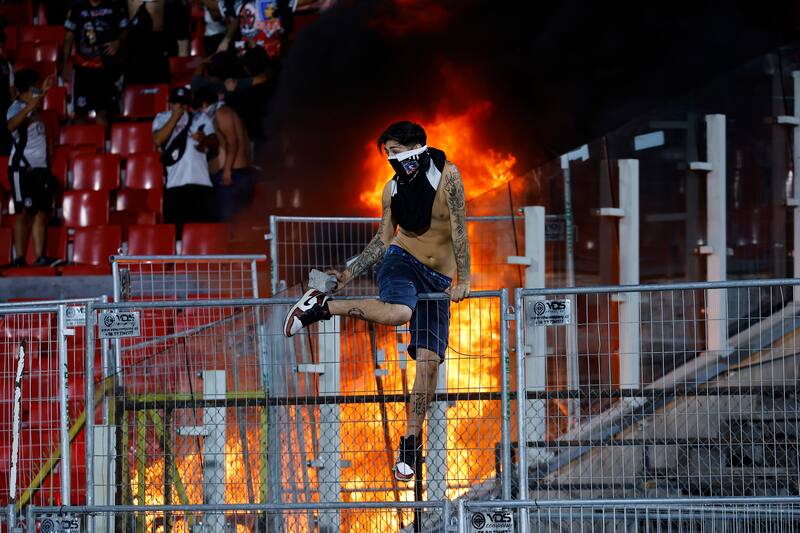 anunció querellas contra quienes resulten responsables de los incidentes en el Estadio Nacional. (Foto: Aton)