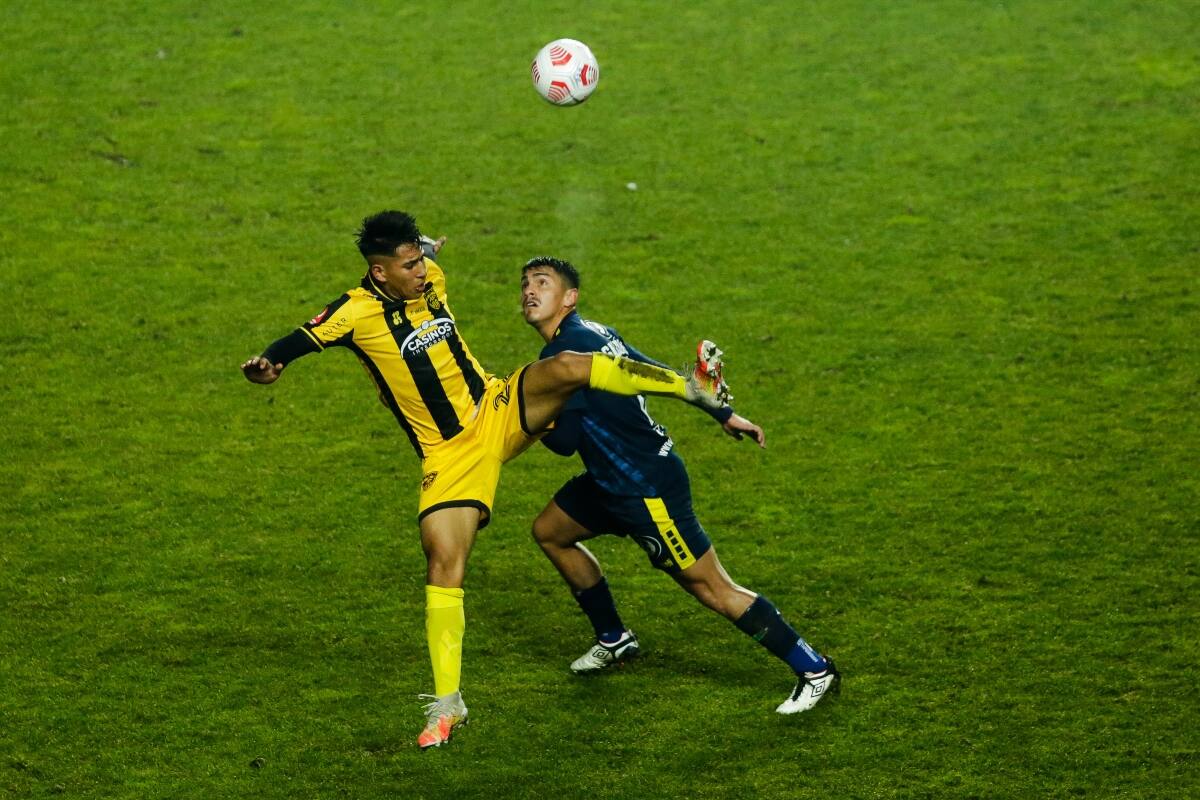 en el partido de Fernández Vial contra Universidad de Concepción.