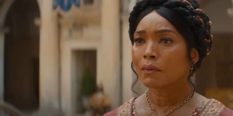 Es parte del elenco de "Damsel".