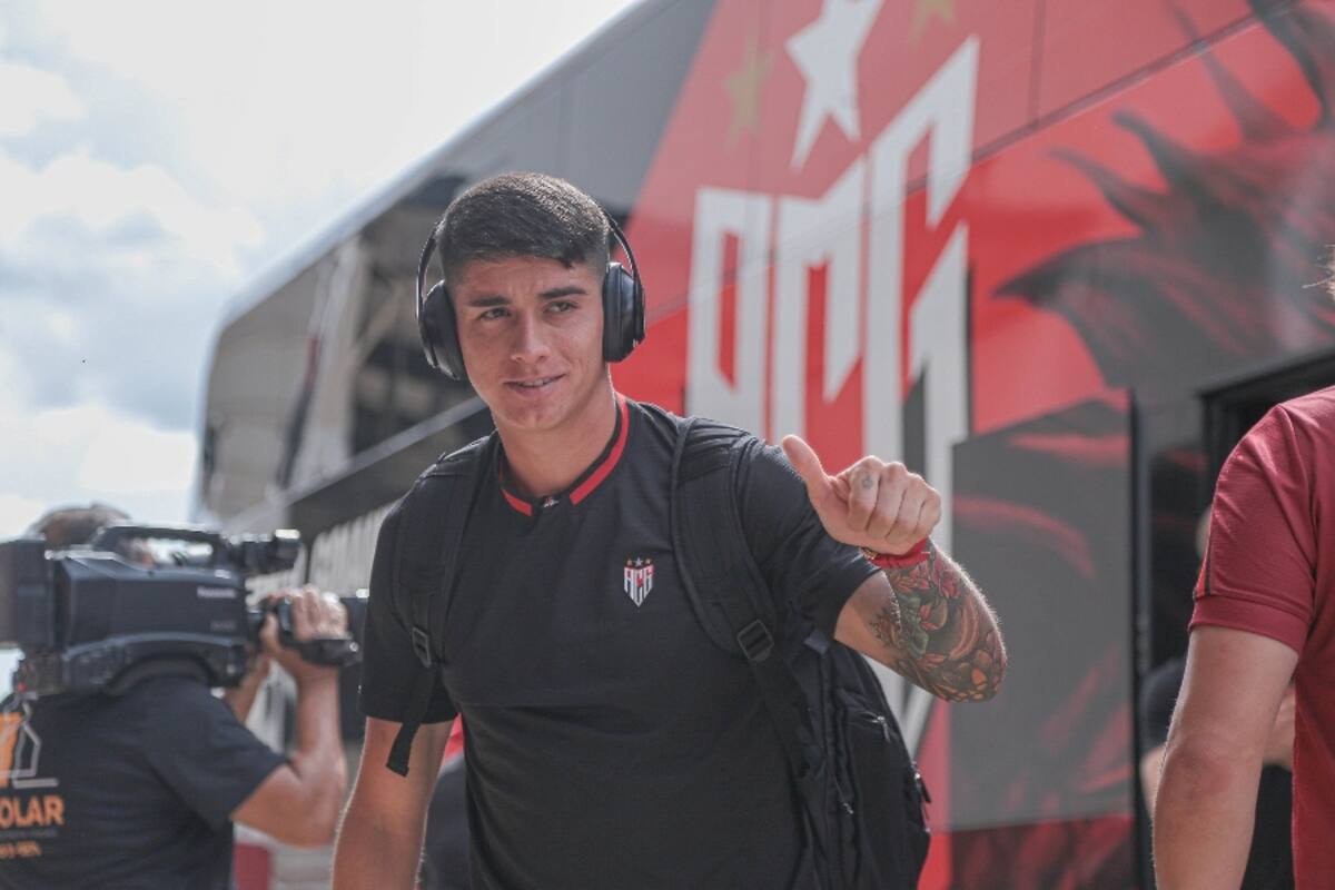 El jugador estuvo dos años sin jugar por graves lesiones y ahora es pretendido por Deportes Iquique. Foto: @ACGOficial.