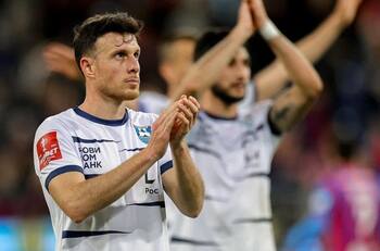 ¿Regresa al fútbol chileno? El Baltika de Rusia anuncia la salida de Ángelo Henríquez