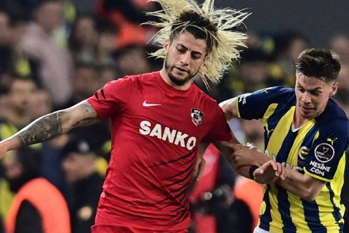 Ángelo Sagal fue ofrecido para reforzar a Colo Colo.