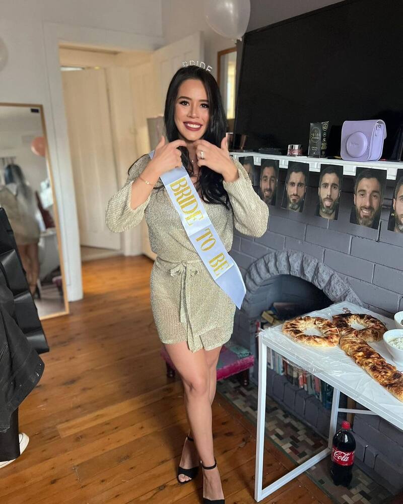 Angie Alvarado en su despedida de soltera.