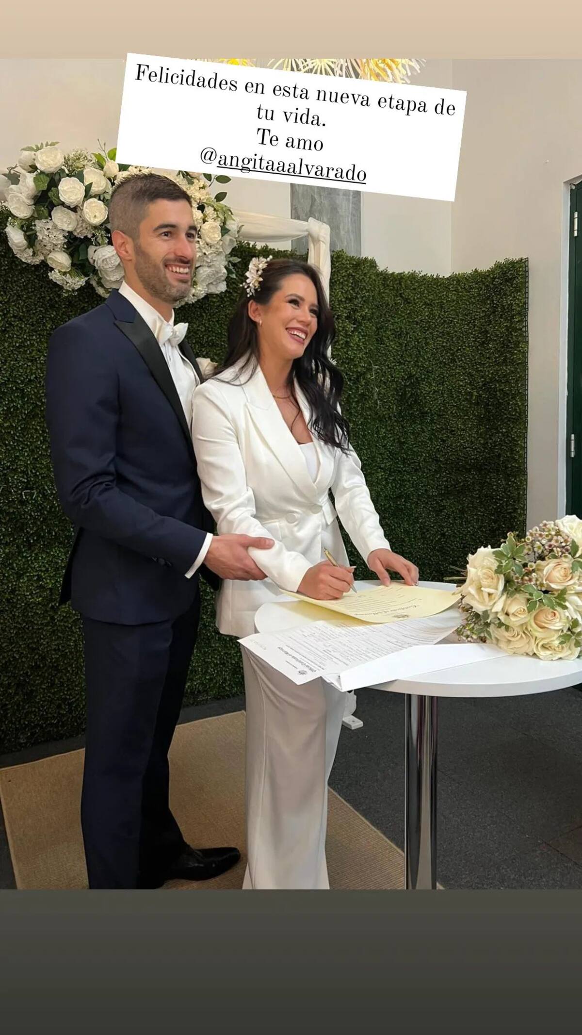 El elegante look de Angie Alvarado en su matrimonio con Rodolfo Kamke