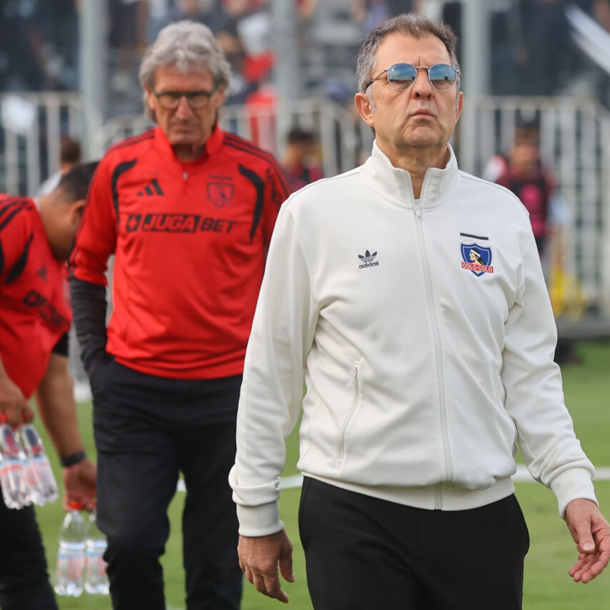 Advierten a Colo-Colo sobre el control absoluto de Aníbal Mosa: “Como la U, no puede tener un solo dueño”