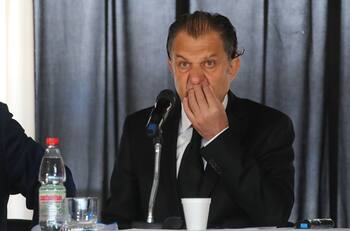 La movida que podría terminar con la abrupta salida de Aníbal Mosa de la presidencia de Colo Colo