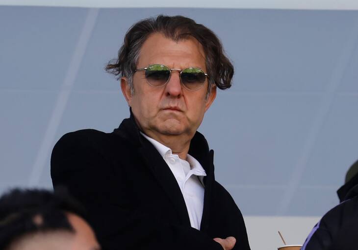 Refuerzo listo y dos goleadores esperando: lo que dejó la nueva reunión de directorio en Colo Colo