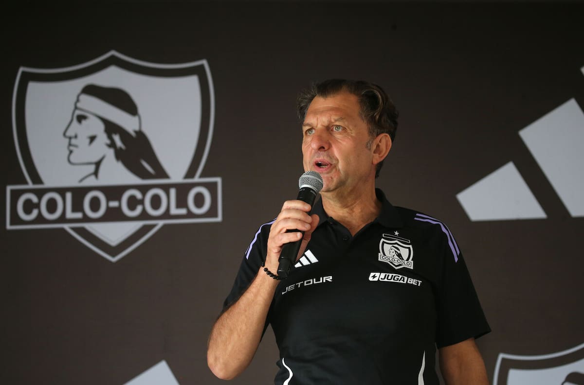 Hay más plazo: Aníbal Mosa extiende el periodo de su millonaria oferta para tomar el control de Colo Colo