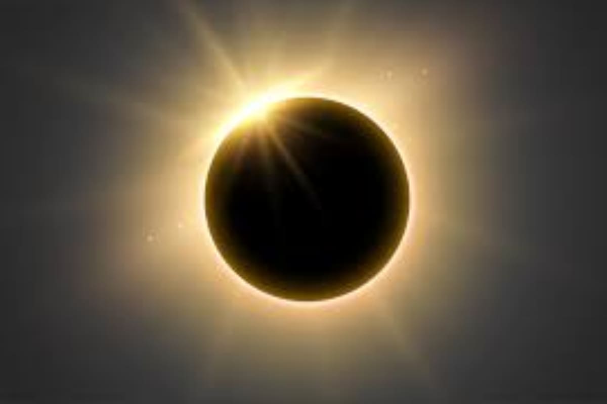 El evento será el primero del 2026. Luego, continuará un eclipse lunar total, el 3 de marzo del presente año. Foto: Greentology.