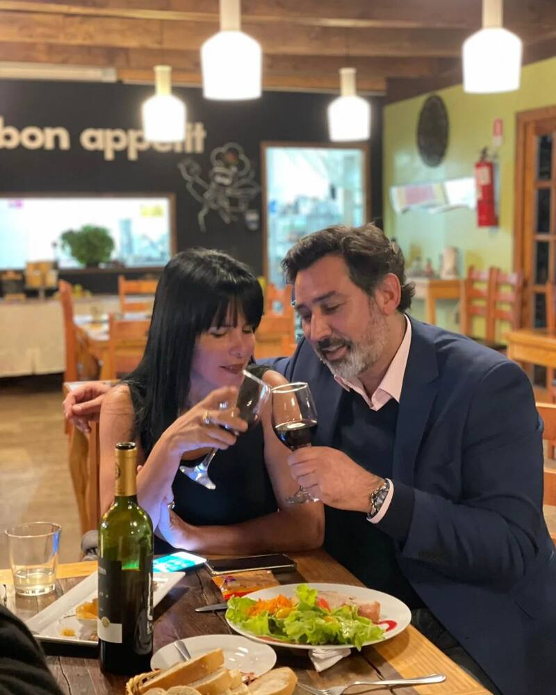 Anita Alvarado disfruta junto a su pareja