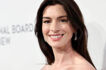 Está en Prime Video, ganó un People’s Choice Award y es una de las películas de Anne Hathaway más vistas