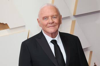 La icónica película protagonizada por Anthony Hopkins que está disponible en Max