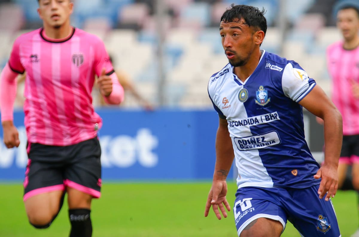 Antofagasta y Magallanes no se sacaron ventajas y siguen en la pelea por la Liguilla en Primera B