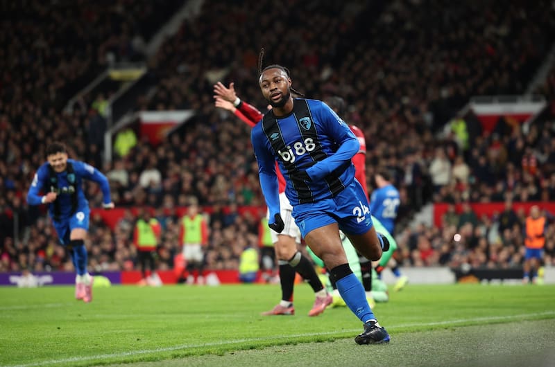 Carrera contra el tiempo para ficharlo. EFE