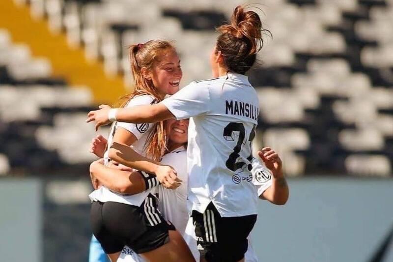 La promisoria atacante anunció que deja el fútbol. Foto: Instagram Antonia Alarcón.