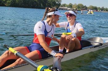 Las mellizas Abraham brillan en remo y celebran su clasificación a los Juegos Olímpicos 2024